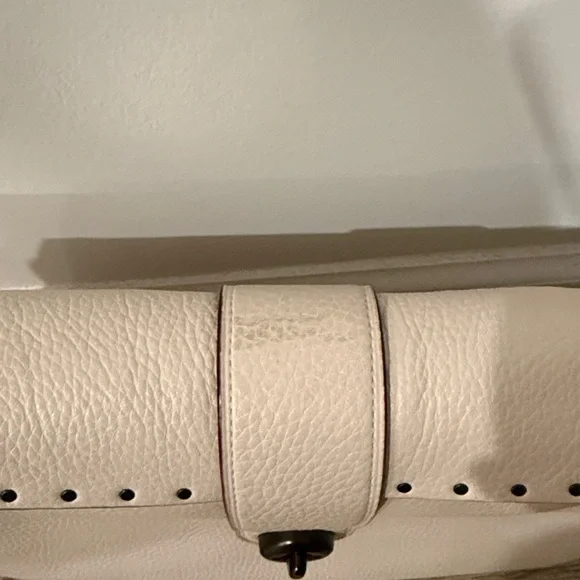 Coach Paige Shoulder Bag in Chalk - Picture 3 of 9